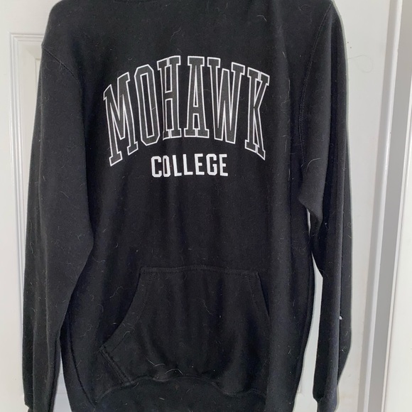 Mohawk college hoodie - Picture 1 of 2